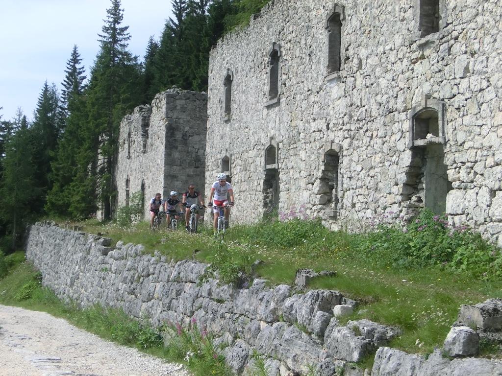 Cicloviaggio nella memoria lungo l’Alta Via della Grande Guerra