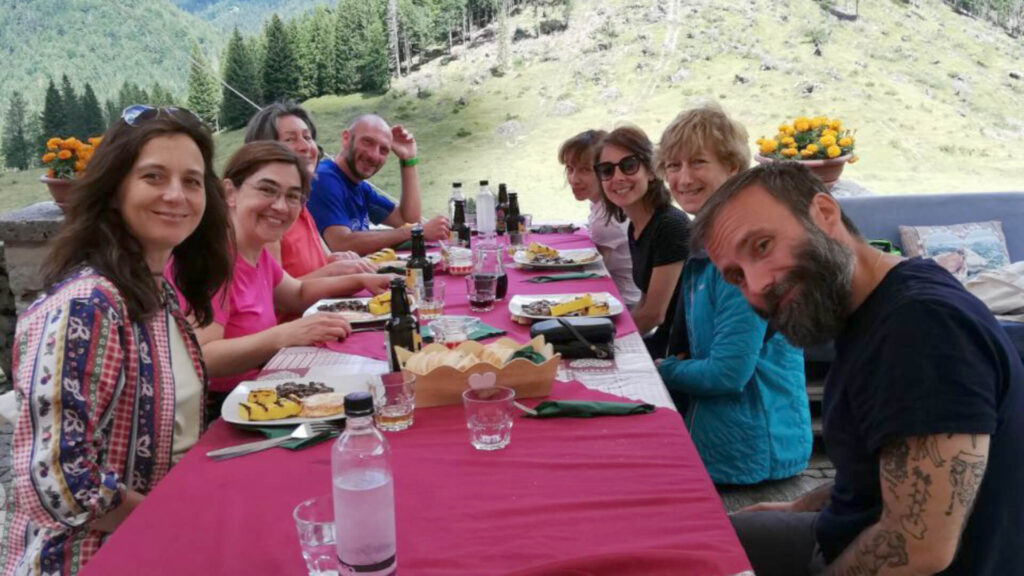 Altopiano di Asiago: trekking tra i boschi e la Notte del Contrabbando