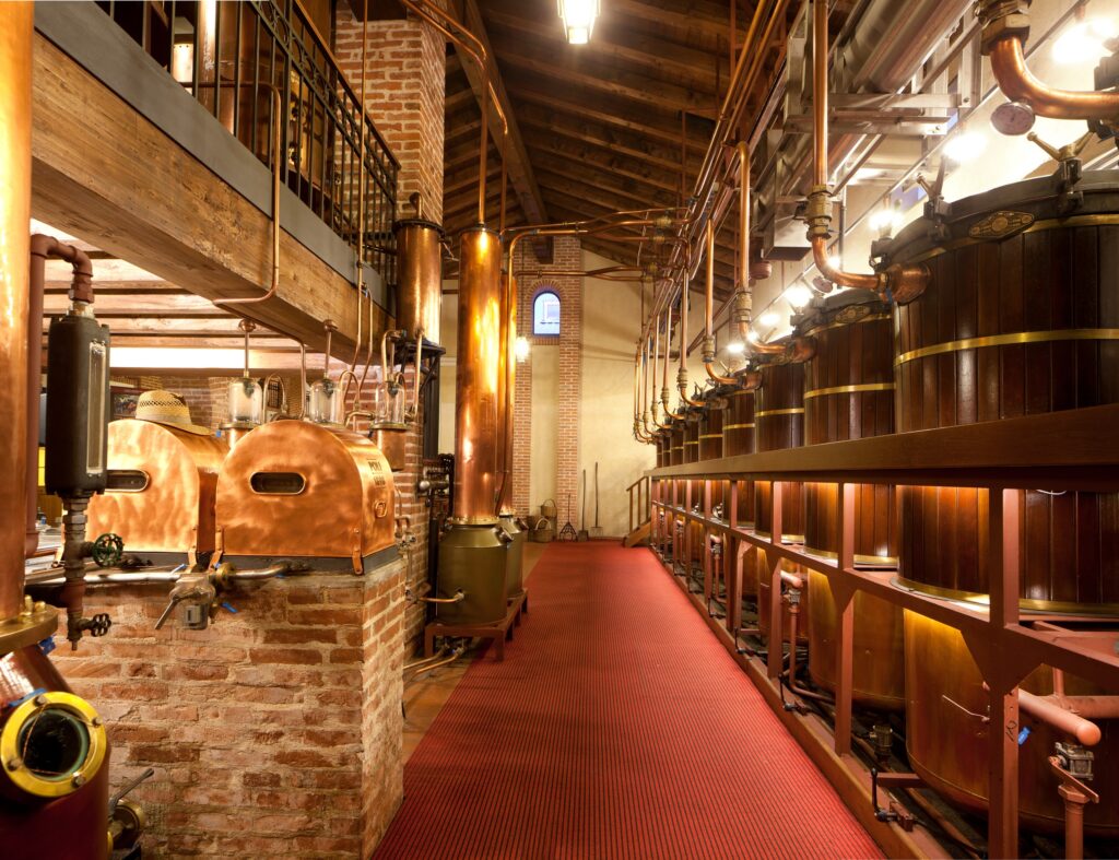 Scopri l’unica distilleria italiana consigliata da Lonely Planet