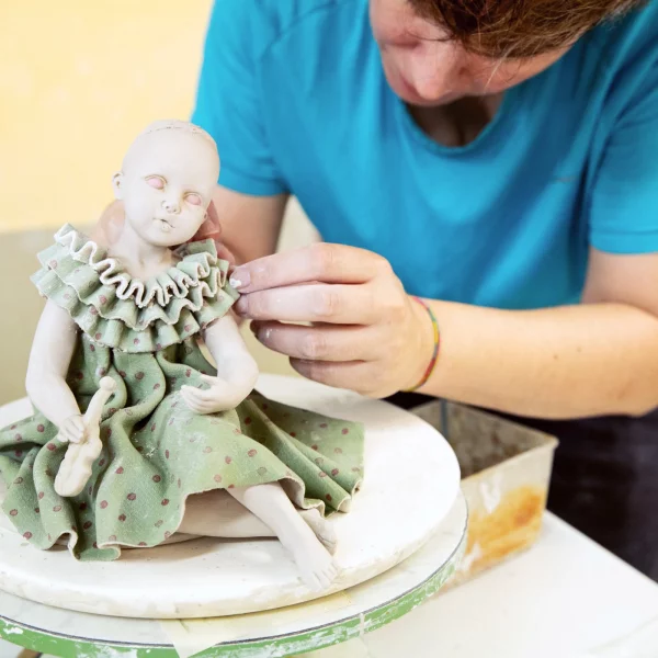 Dalle tue mani, un’opera d’arte: workshop di porcellana