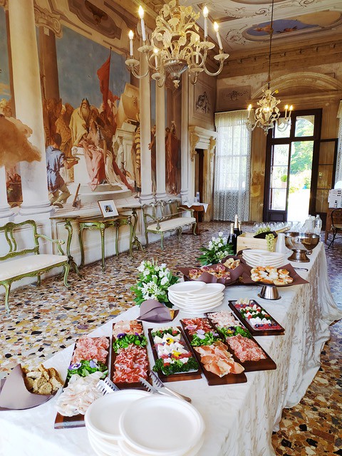 Eventi Aziendali e Meeting in Villa su richiesta