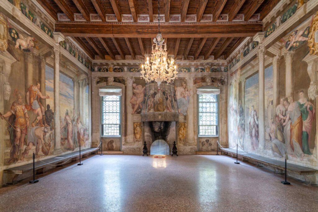 Visita guidata con aperitivo al Castello di Thiene